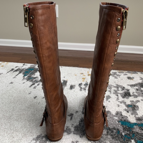Francescas Not Rated Brown Boot with Gemstones - Picture 7 of 8